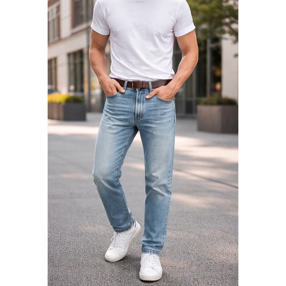 Levi's 501 Button Fly Medium Wash Denim Straight Jeans Blue Mens W28 x L30 NWT